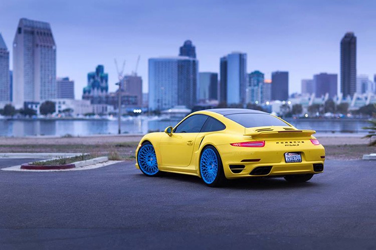 Ngam “tac ke hoa” Porsche 911 Turbo S hang sieu doc-Hinh-11